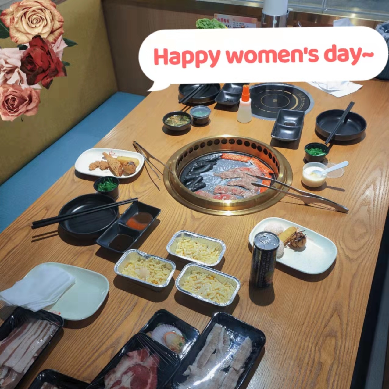 ສຸກສັນວັນແມ່ຍິງ